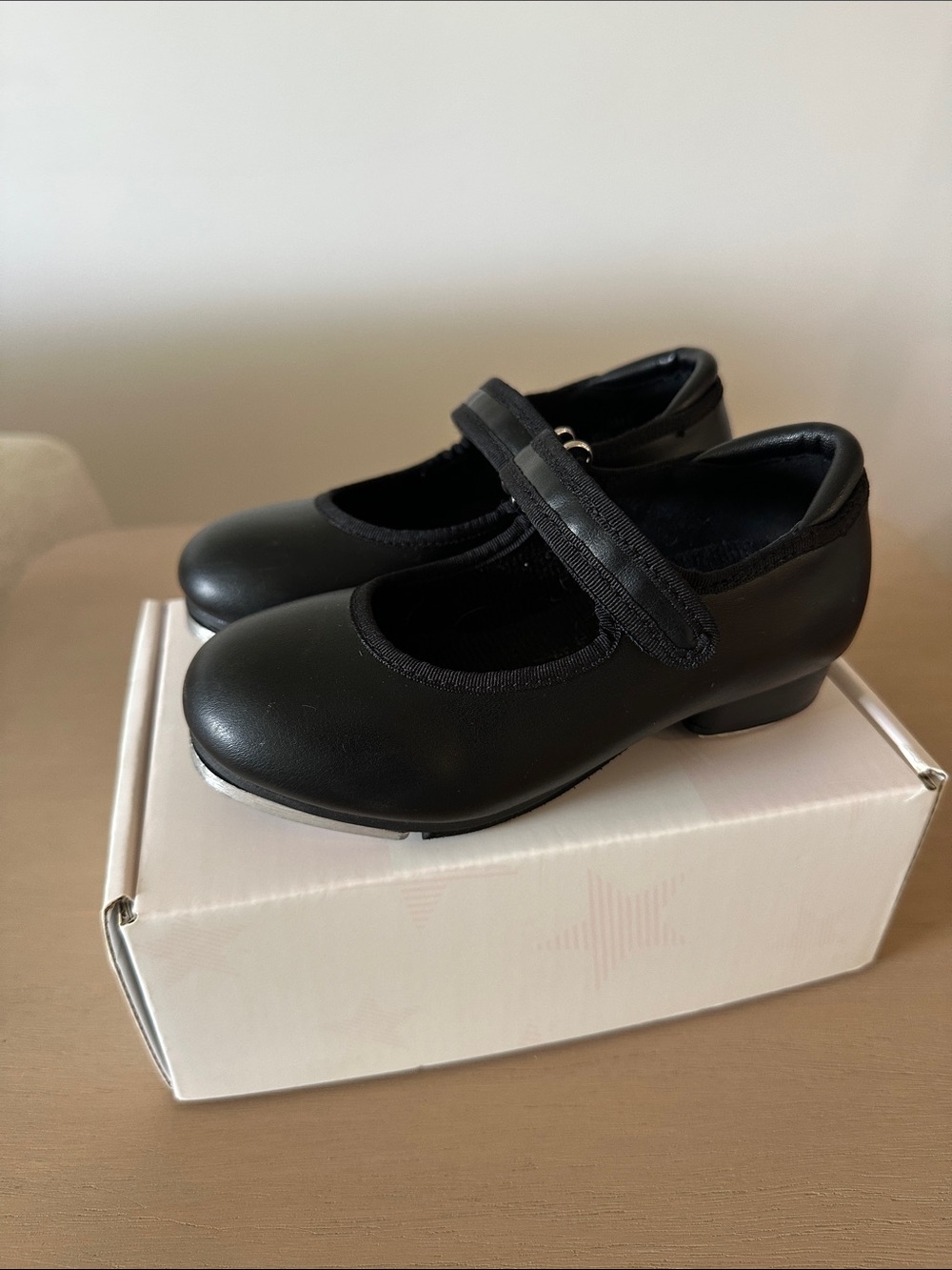 Stelle Tap Shoes - Toddler Size 9